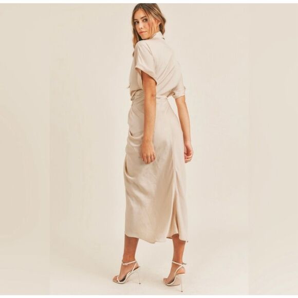 Mable Midi Dress Short Sleeve Button Down Tie Waist Size Medium - Picture 8 of 8